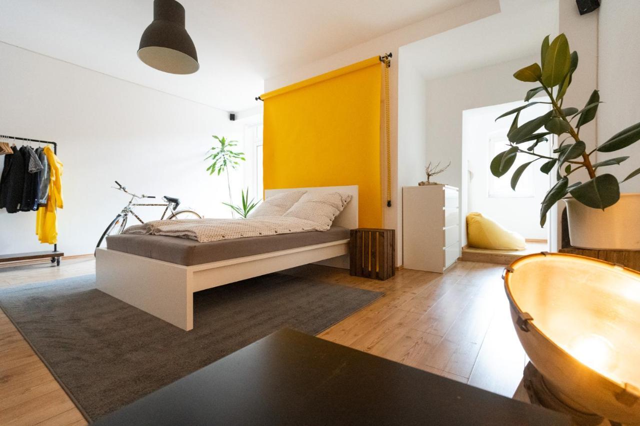 230 M2 Loft Mit Eigenem Wintergarten Mit Tischtennis & Dart, Kostenloser Parkplatz إرفورت المظهر الخارجي الصورة