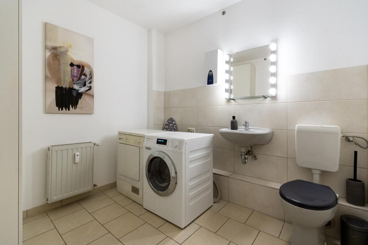 230 M2 Loft Mit Eigenem Wintergarten Mit Tischtennis & Dart, Kostenloser Parkplatz إرفورت المظهر الخارجي الصورة