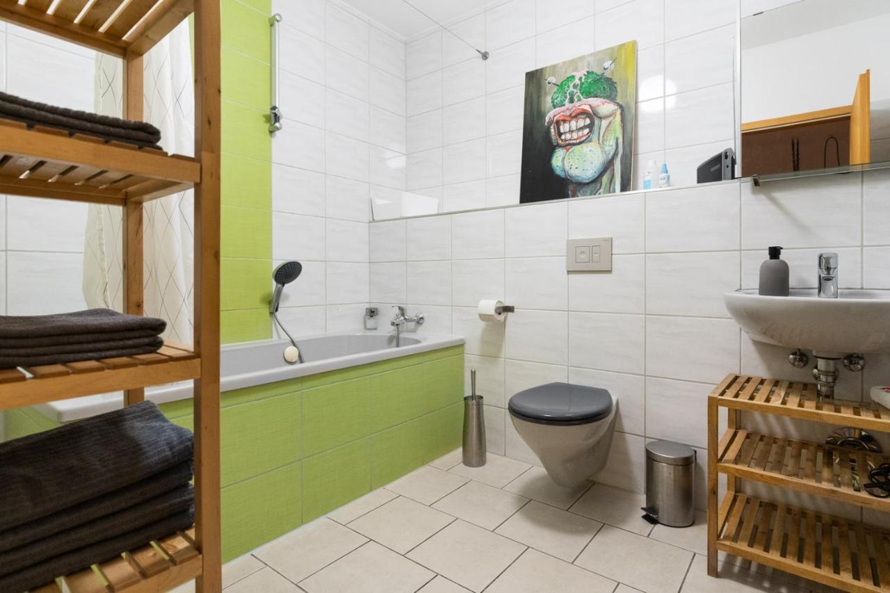 230 M2 Loft Mit Eigenem Wintergarten Mit Tischtennis & Dart, Kostenloser Parkplatz إرفورت المظهر الخارجي الصورة